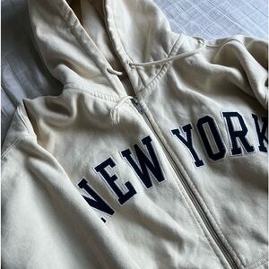 Brandy Melville New York Oversized Hoodie